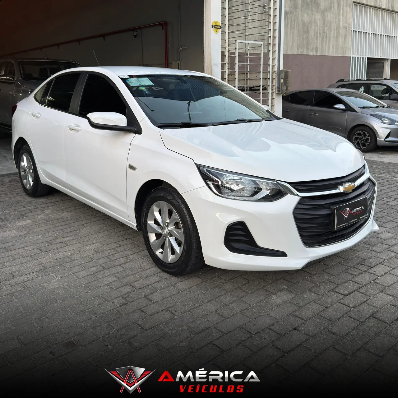 
								Onix Plus 2023 – LT3 1.0 – aceito troca full									