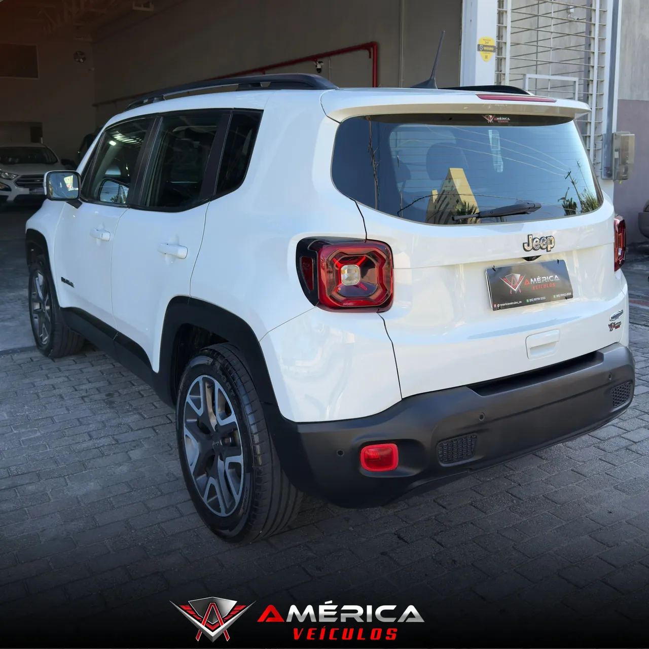 
								RENEGADE 2020 – Longitude full									